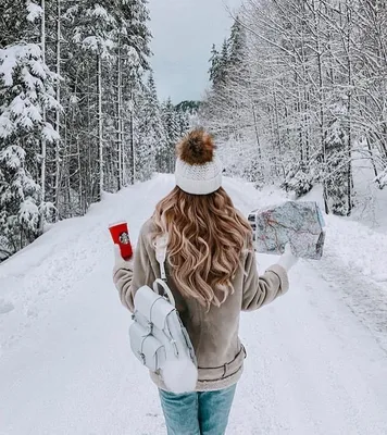 Девушка в зимнем лесу - 68 фото