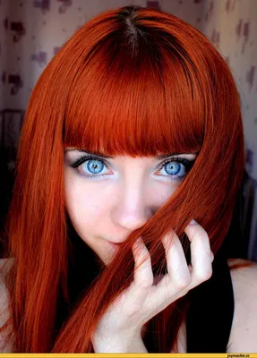 Женский парик - длинные голубые волосы