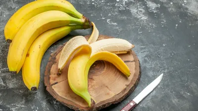 БАБУШКИНО ЛУКОШКО Фруктовое детское пюре яблоко-банан для детей с 6 месяцев  в наборе из 12 штук по 90 г