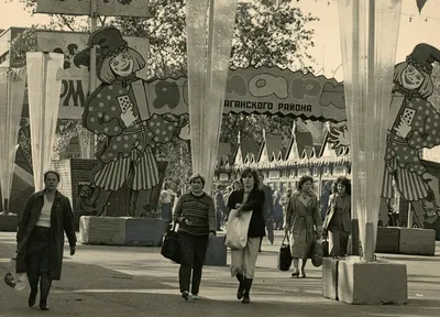 Архитектура старой Москвы, [комплект из 12 открыток]