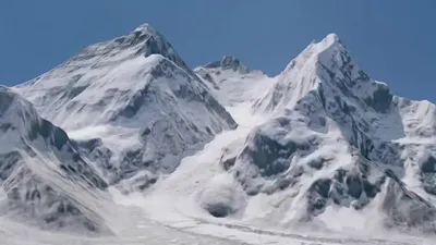 The pull of Everest | Canadian Geographic