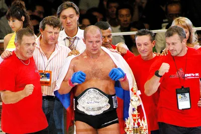 Легендарный боец Федор Емельяненко стал президентом Союза ММА России -  Ведомости.Спорт