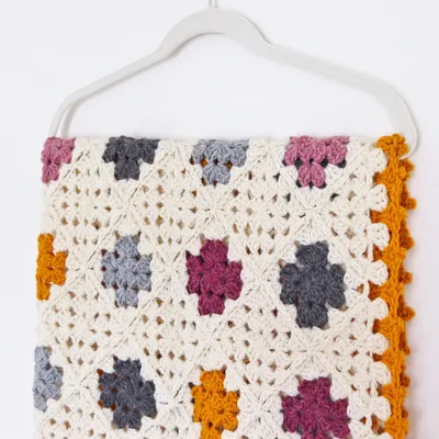 Crochet Smiley Face Pattern In A Granny Square • Free Crochet Pattern