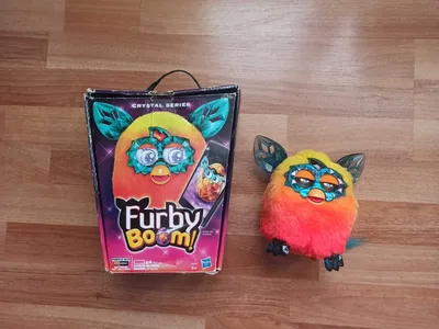 The oddbody Furby community turns '90s kids' toys into lovely nightmares |  Mashable