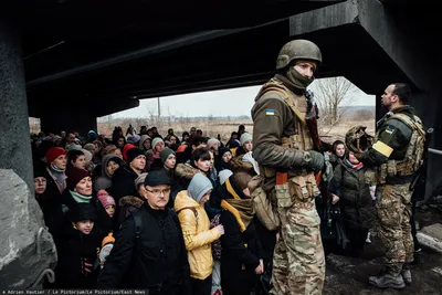 Они били по вокзалу, откуда уезжали беженцы». Рассказ украинки, которая на  последнем поезде уехала из Ирпеня - Вот Так