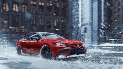 2022 Toyota Camry LE vs. 2022 Toyota Camry SE | Toyota of Downtown LA