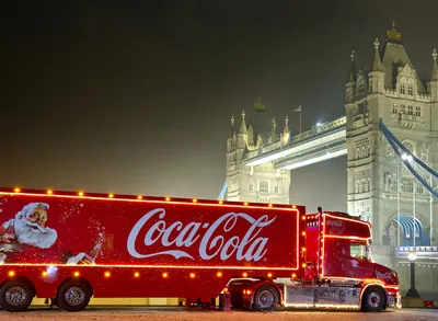 Coca Cola новый год праздники атмосфера Редакционное Стоковое Изображение -  изображение насчитывающей конструкция, редакционо: 160771704