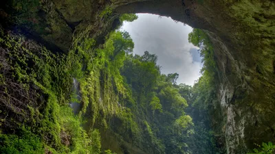 Красивые пейзажи с красочным небом, красивое Reflectioncloud воды, облака и  солнечные лучи Художественное изображение Мир красоты Стоковое Фото -  изображение насчитывающей пруд, горизонт: 199192314