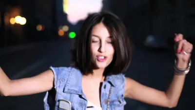 Жгучая!» Как певица Кристина Si выглядит в нижнем белье | WMJ.ru