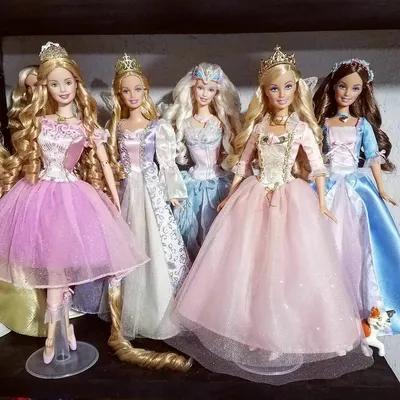 Отзывы о кукла Barbie Коллекционная Looks 2021 Шатенка, GTD89 - отзывы  покупателей на Мегамаркет | куклы Barbie GTD89 - 600005524522