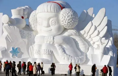 Крупнейший в мире фестиваль скульптур и архитектуры из снега и льда  проходит в Китае | ARCHITIME.RU