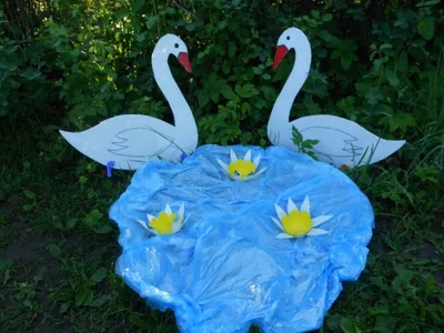 Лебеди на пруду – картина в раме - купить оптом и в розницу, цена, доставка