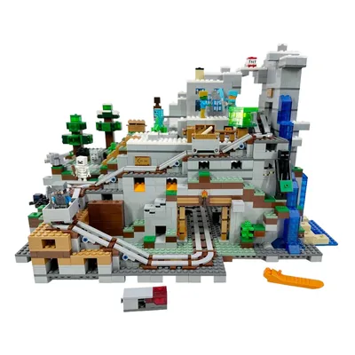 LEGO Minecraft The Skeleton Dungeon, Cave Set - Imagine That Toys