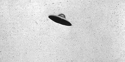 Знаете ли вы, почему НЛО изображают в виде летающих тарелок? - Лайфхакер