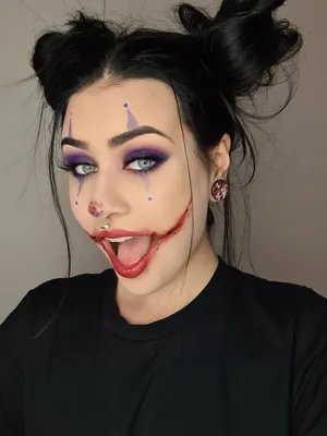 Halloween clown girl make up cosplay | Makeup, Halloween face makeup,  Halloween clown