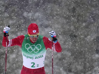 Почему лыжные гонки это самый популярный в России вид спорта? - читайте на  официальном сайте Locrum.
