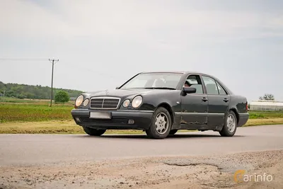 Лупатый», который выжил! Посмотрели на чудом сохранившийся Mercedes-Benz  W210