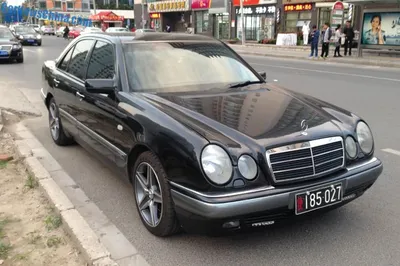 How I Fixed All the Irritating Problems With My Cheap Old Mercedes