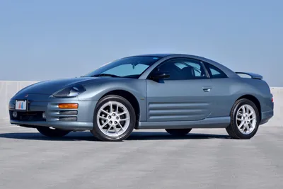 Video | Here's a Tour of a Pristine 1990 Mitsubishi Eclipse GSX - Autotrader