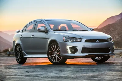 Used 2015 Mitsubishi Lancer with 156,581 km for sale at Otogo