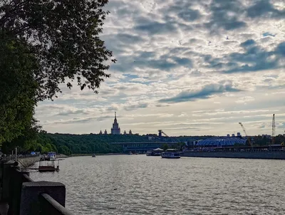 Речная теплоходная прогулка по Москве-реке от парка Горького –  «Незабываемая Москва»