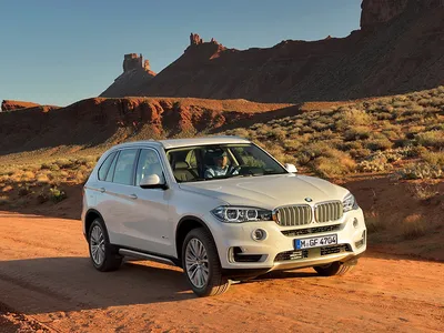 Обои bmw x5, bmw, автомобиль, серый, пейзаж картинки на рабочий стол, фото  скачать бесплатно