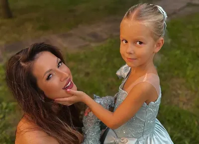 Праздник в стиле \"Холодного сердца\": как отметила 5-летие дочь певицы Нюши  | HELLO! Russia