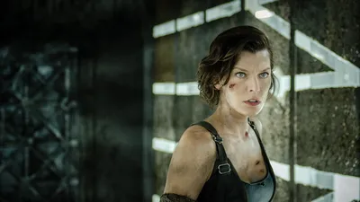 Why Resident Evil crushes every other video game movie - CNET