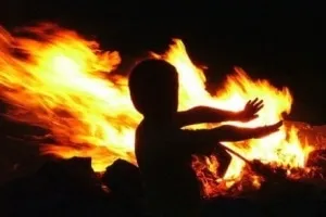 Детская шалость с огнем и гибель детей при пожарах.