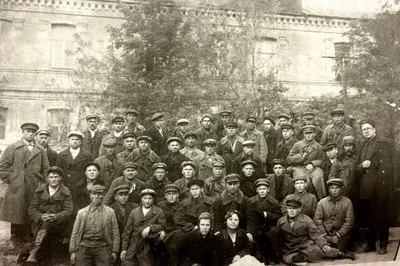 Файл:Командиры восточнозабайкальских партизан.jpg — Википедия