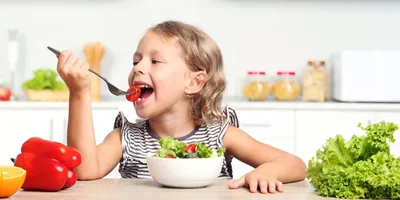Полезная еда и режим питания ребенка. Как кормить детей полезной едой?