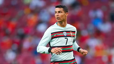 Portugal and Al-Nassr superstar Cristiano Ronaldo sets himself ridiculous  1,000-goal career target after match-winning brace against Slovakia |  Goal.com