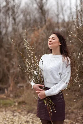 В Благовещенске начали торговать вербой. Какая цена? ▸ Amur.Life