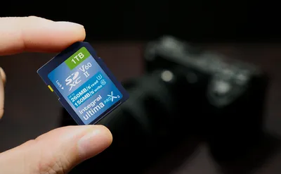 New SD card specs tout 128TB max, up to almost 1GB per sec - CNET