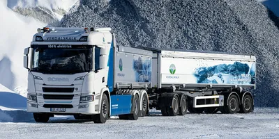 Blow to clean hydrogen sector as major truck maker rules out H2 for  long-distance transport | Recharge