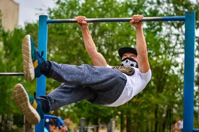 Бегуновсоревнования Of Street Workout — стоковые фотографии и другие  картинки 2015 - 2015, Активный образ жизни, Атлет - iStock