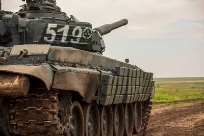 Средний танк Т-72 (24 фото): технические характеристики, модификации,  описание конструкции, вес в тоннах, дальность стрельбы, расход топлива