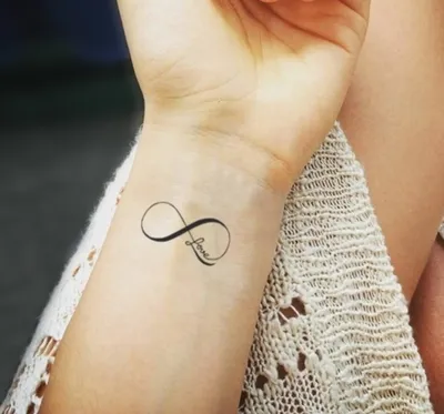 Переводные татуировки временные для взрослых. Тату бабочка и надписи на руку  женская- купить по выгодной цене в интернет-магазине OZON (695880700)