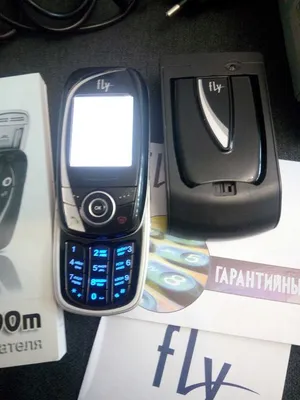 Fly E195: сенсорный телефон с двумя SIM за 4 390 рублей