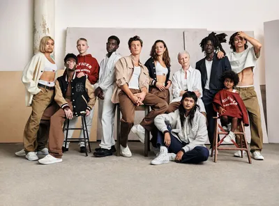 Tommy Hilfiger Opens Its First-Ever Depop Shop | Hypebae