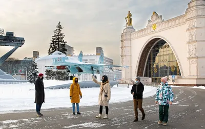 На ВДНХ наконец начали тестировать канатную дорогу - Москвич Mag