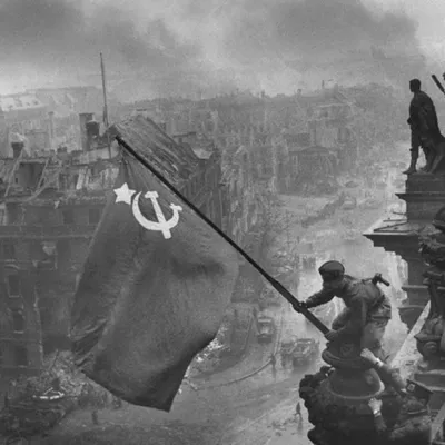 The Soviet Banner of Victory on the Reichstag | Красное знамя победы над  рейхстагом – Color by Klimbim 0.1