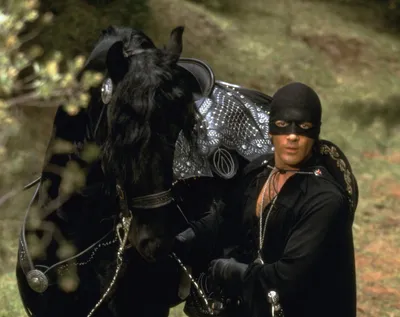 5 Things You Should Know About Zorro – What's On Disney Plus