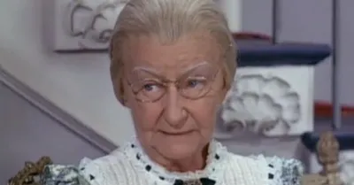 Irene Ryan was terrified she'd lose her role as Granny on The Beverly  Hillbillies - Catchy Comedy