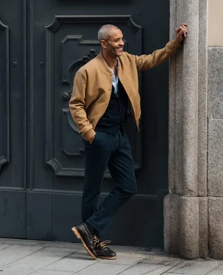 The Modern Man's 2024 Smart Casual Dressing Guide