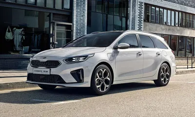 Kia Ceed Sportswagon: Still holding its own - YouTube