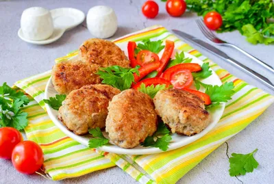 Мясные котлеты из фарша на сковороде рецепт с фото пошагово - 1000.menu