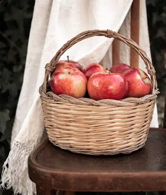 Открытки яблочный спас яблочный спас народно христианский праздник открытка  с праздником