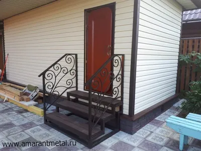 Крыльцо из металла для частного дома по низкой цене в Минске