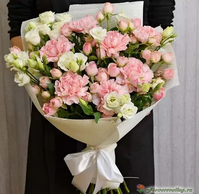 Комплимент из белых кустовых роз | Кустовые розы | Kiwi Flower Shop